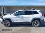 ✅ 2017 Jeep Cherokee Trailhawk L Plus • VIN: 1C4PJMBS1HD217370 • Lot: 42486588. Wystawiony na IAAI z przebiegiem 108 695 mil. Bezpłatny archiwum sprzedaży aukcyjnych z USA i szczegółowy raport historii pojazdu na DreamBid. Zdjęcie 14.