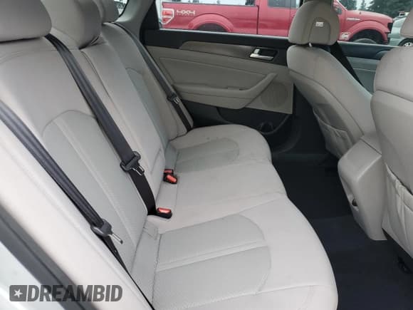 ✅ 2015 Hyundai Sonata Sport • VIN: 5NPE34AF0FH220435 • Лот: 84600115. Опубликован ранее на Copart с пробегом 70 092 миль. Бесплатный доступ к архиву аукционных продаж из США и подробный отчёт об истории автомобиля на DreamBid. Изображение 10.