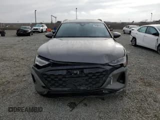 ✅ 2024 Audi Q8 e-tron Premium • VIN: WA14AAGE5RB035795 • Лот: 47882475. Опубликован ранее на Copart с пробегом 23 838 миль. Бесплатный доступ к архиву аукционных продаж из США и подробный отчёт об истории автомобиля на DreamBid. Изображение 5.