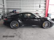 ✅ 2014 Porsche 911 Turbo • VIN: WP0AD2A90ES167293 • Lot: 43173870. Listed on IAAI with 25,383 mi. Free auction sales archive from the USA and detailed vehicle history report at DreamBid. Image 14.