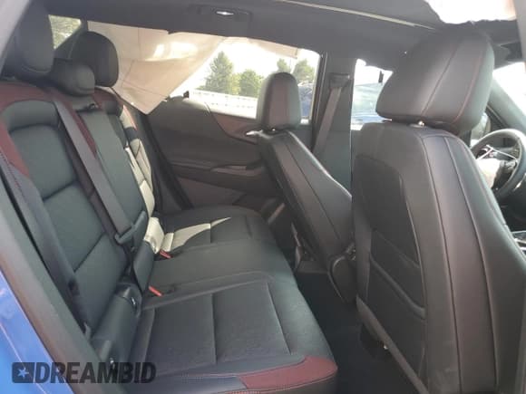 ✅ 2025 Chevrolet Equinox AWD RS • VIN: 3GNAXTEG8SL308649 • Lot: 68537095. Wystawiony na Copart z przebiegiem 5 598 mil. Bezpłatny archiwum sprzedaży aukcyjnych z USA i szczegółowy raport historii pojazdu na DreamBid. Zdjęcie 11.