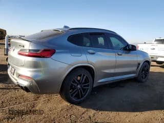 ✅ 2021 BMW X4 M • VIN: 5YMUJ0C02M9F18441 • Lot: 43973985. Wystawiony na Copart z przebiegiem 60 632 mil. Bezpłatny archiwum sprzedaży aukcyjnych z USA i szczegółowy raport historii pojazdu na DreamBid. Zdjęcie 3.