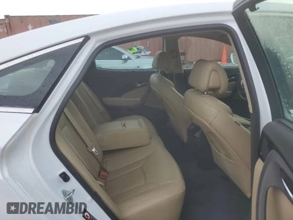 2017 Hyundai Azera Limited с VIN KMHFH4JG6HA590907, выставлен на аукционе Copart как лот 85049934 с пробегом 78 373 миль миль и Списание • Salvage title. История ставок и продаж доступна на DreamBid. Изображение 10.