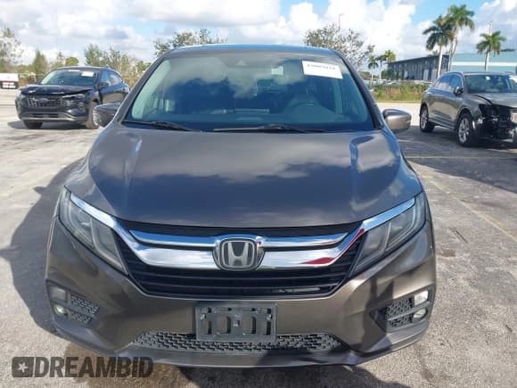 ✅ 2019 Honda Odyssey EX-L • VIN: 5FNRL6H72KB034061 • Lot: 43807038. Wystawiony na IAAI z przebiegiem 79 447 mil. Bezpłatny archiwum sprzedaży aukcyjnych z USA i szczegółowy raport historii pojazdu na DreamBid. Zdjęcie 6.