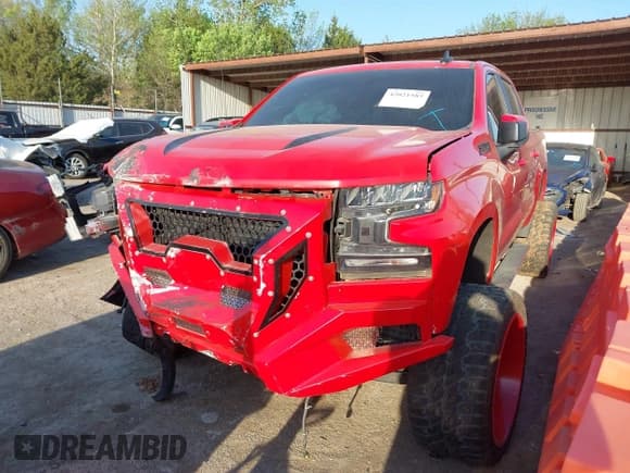 ✅ 2019 Chevrolet Silverado 1500 RST • VIN: 3GCUYEED7KG139009 • Lot: 42021583. Wystawiony na IAAI z przebiegiem 78 824 mil. Bezpłatny archiwum sprzedaży aukcyjnych z USA i szczegółowy raport historii pojazdu na DreamBid. Zdjęcie 2.