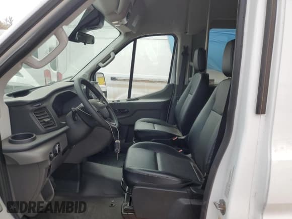 ✅ 2024 Ford Transit • VIN: 1FDAX2X87RKA56893 • Лот: 51166465. Опубликован ранее на Copart с пробегом 10 273 миль. Бесплатный доступ к архиву аукционных продаж из США и подробный отчёт об истории автомобиля на DreamBid. Изображение 7.