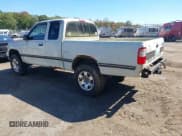 ✅ 1996 Toyota T100 DX • VIN: JT4UN22D0T0032191 • Lot: 43416687. Wystawiony na IAAI z przebiegiem 177 229 mil. Bezpłatny archiwum sprzedaży aukcyjnych z USA i szczegółowy raport historii pojazdu na DreamBid. Zdjęcie 3.