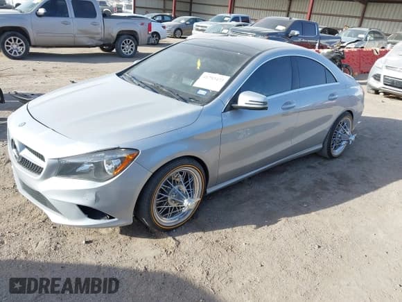 ✅ 2014 Mercedes-Benz CLA 250 • VIN: WDDSJ4EB4EN117717 • Lot: 41793475. Wystawiony na IAAI z przebiegiem Nie podano. Bezpłatny archiwum sprzedaży aukcyjnych z USA i szczegółowy raport historii pojazdu na DreamBid. Zdjęcie 17.