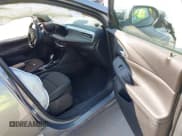 ✅ 2024 Buick Encore GX Preferred • VIN: KL4AMBS25RB083617 • Lot: 43203005. Wystawiony na IAAI z przebiegiem 24 191 mil. Bezpłatny archiwum sprzedaży aukcyjnych z USA i szczegółowy raport historii pojazdu na DreamBid. Zdjęcie 5.