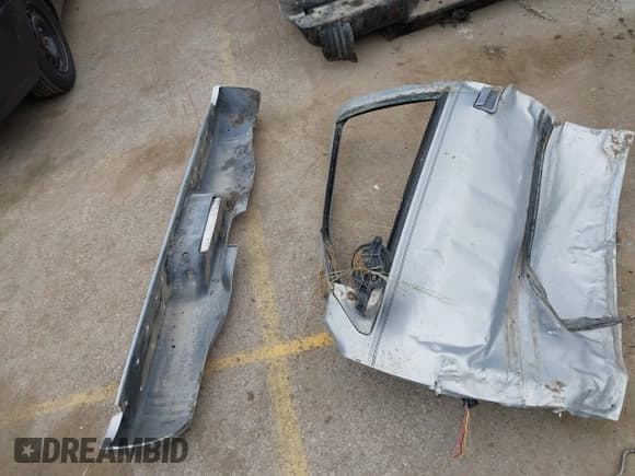 ✅ 2000 GMC Denali • VIN: 1GKEK13R6YR140162 • Lot: 42532005. Listed on IAAI with 213,050 mi. Free auction sales archive from the USA and detailed vehicle history report at DreamBid. Image 12.