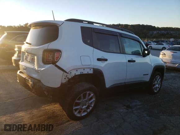 ✅ 2021 Jeep Renegade Jeepster • VIN: ZACNJDAB0MPM15665 • Лот: 86696415. Опубликован ранее на Copart с пробегом 33 400 миль. Бесплатный доступ к архиву аукционных продаж из США и подробный отчёт об истории автомобиля на DreamBid. Изображение 3.