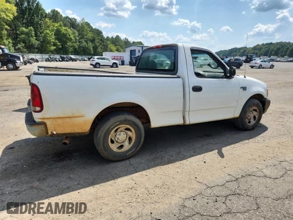 ✅ 2001 Ford F-150 XL • VIN: 1FTRF17W01NB97181 • Lot: 71320955. Listed on Copart with Not provided. Free auction sales archive from the USA and detailed vehicle history report at DreamBid. Image 3.