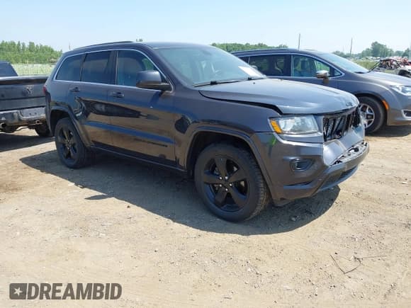 ✅ 2015 Jeep Grand Cherokee Laredo • VIN: 1C4RJFAG4FC932521 • Лот: 42827186. Опубликован ранее на IAAI с пробегом 146 637 миль. Бесплатный доступ к архиву аукционных продаж из США и подробный отчёт об истории автомобиля на DreamBid. Изображение 1.