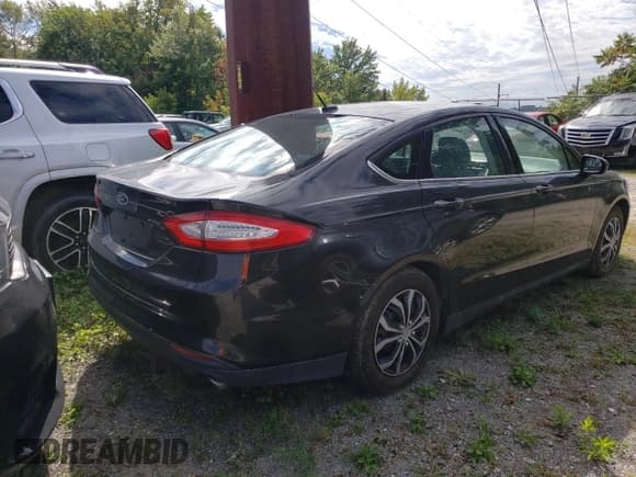 ✅ 2013 Ford Fusion S • VIN: 3FA6P0G77DR367000 • Lot: 80937325. Listed on Copart with 55,684 mi. Free auction sales archive from the USA and detailed vehicle history report at DreamBid. Image 4.