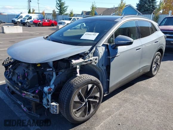 ✅ 2022 Volkswagen ID.4 Pro S • VIN: WVGTMPE2XNP047163 • Lot: 43441795. Listed on IAAI with 30,959 mi. Free auction sales archive from the USA and detailed vehicle history report at DreamBid. Image 2.