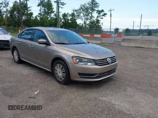 ✅ 2015 Volkswagen Passat S • VIN: 1VWAS7A35FC054110 • Lot: 43016556. Listed on IAAI with 82,085 mi. Free auction sales archive from the USA and detailed vehicle history report at DreamBid. Image 1.
