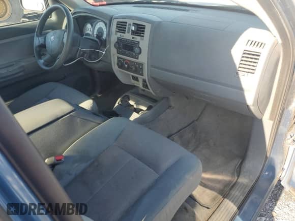 2005 Dodge Dakota SLT with VIN 1D7HW42N95S102352, listed as a Copart auction lot 80290684 with 106,205 mi miles and Salvage title. Bid and sale history available at DreamBid. Image 8.