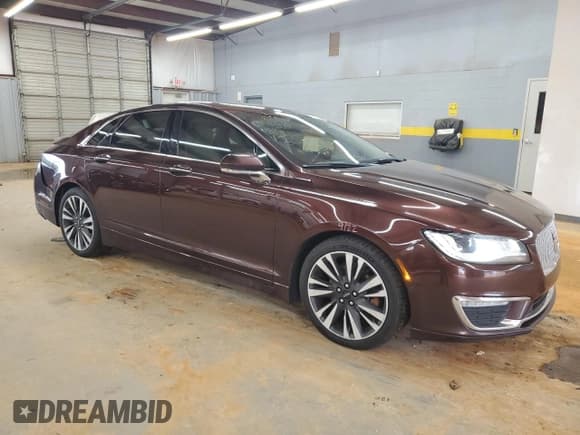 ✅ 2019 Lincoln MKZ Reserve II • VIN: 3LN6L5E9XKR617684 • Lot: 68298315. Wystawiony na Copart z przebiegiem 140 511 mil. Bezpłatny archiwum sprzedaży aukcyjnych z USA i szczegółowy raport historii pojazdu na DreamBid. Zdjęcie 4.