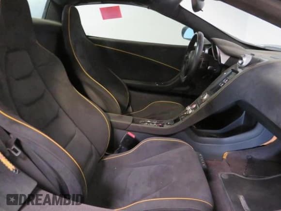 ✅ 2016 McLaren 650S • VIN: SBM11FAA1GW006061 • Лот: 58605735. Опубликован ранее на Copart с пробегом 16 999 миль. Бесплатный доступ к архиву аукционных продаж из США и подробный отчёт об истории автомобиля на DreamBid. Изображение 5.