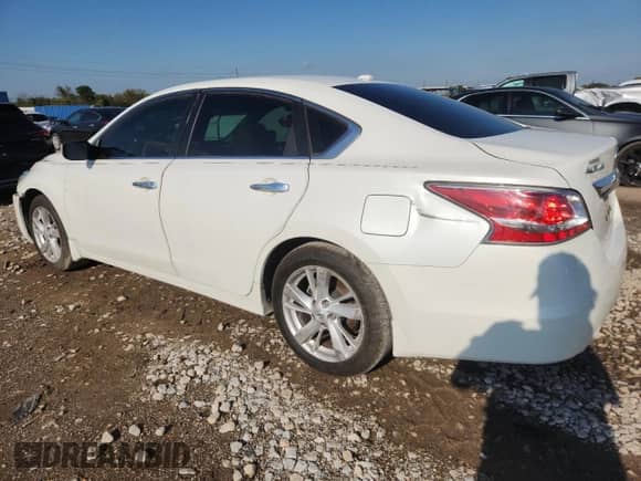 2015 Nissan Altima SV с VIN 1N4AL3AP8FC277095, выставлен на аукционе Copart как лот 90319715 с пробегом 77 124 миль миль и Списание • Salvage title. История ставок и продаж доступна на DreamBid. Изображение 2.