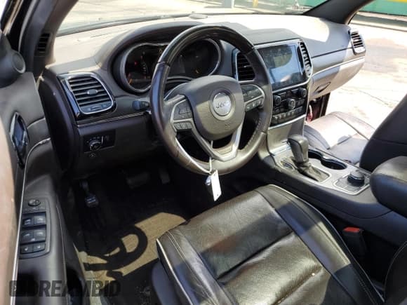 ✅ 2019 Jeep Grand Cherokee Overland • VIN: 1C4RJFCG1KC767373 • Lot: 69255835. Listed on Copart with 82,243 mi. Free auction sales archive from the USA and detailed vehicle history report at DreamBid. Image 8.