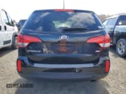 ✅ 2014 Kia Sorento LX • VIN: 5XYKTCA60EG511648 • Lot: 92881465. Listed on Copart with 130,886 mi. Free auction sales archive from the USA and detailed vehicle history report at DreamBid. Image 6.