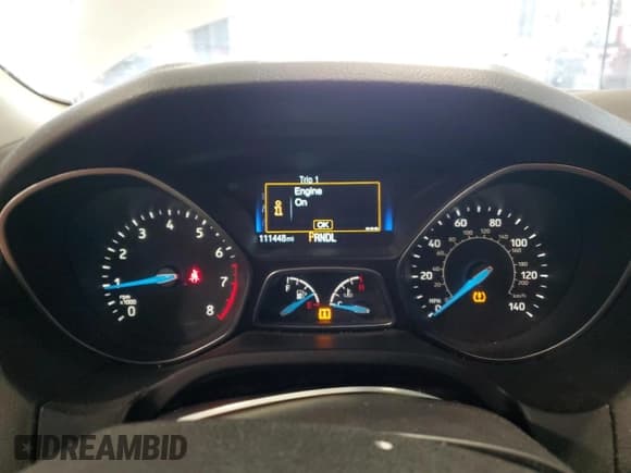 ✅ 2017 Ford Focus S • VIN: 1FADP3E26HL256992 • Lot: 82429565. Wystawiony na Copart z przebiegiem 111 448 mil. Bezpłatny archiwum sprzedaży aukcyjnych z USA i szczegółowy raport historii pojazdu na DreamBid. Zdjęcie 9.