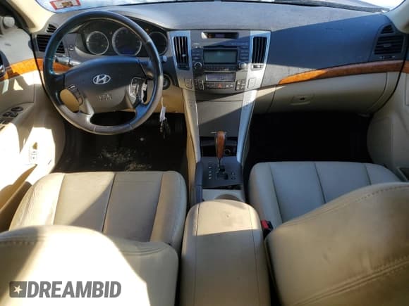 ✅ 2009 Hyundai Sonata Limited • VIN: 5NPEU46C19H564081 • Лот: 85920774. Опубликован ранее на Copart с пробегом 120 489 миль. Бесплатный доступ к архиву аукционных продаж из США и подробный отчёт об истории автомобиля на DreamBid. Изображение 8.