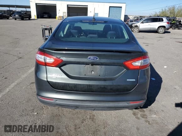 ✅ 2015 Ford Fusion SE • VIN: 3FA6P0HD4FR244407 • Lot: 82591085. Wystawiony na Copart z przebiegiem 124 592 mil. Bezpłatny archiwum sprzedaży aukcyjnych z USA i szczegółowy raport historii pojazdu na DreamBid. Zdjęcie 6.