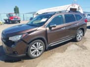 ✅ 2020 Subaru Ascent Touring • VIN: 4S4WMARD5L3402718 • Lot: 42626035. Wystawiony na IAAI z przebiegiem 151 002 mil. Bezpłatny archiwum sprzedaży aukcyjnych z USA i szczegółowy raport historii pojazdu na DreamBid. Zdjęcie 18.