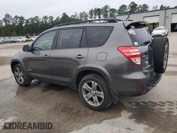 ✅ 2010 Toyota RAV4 Sport • VIN: JTMWF4DV0A5030173 • Lot: 90403795. Wystawiony na Copart z przebiegiem 108 616 mil. Bezpłatny archiwum sprzedaży aukcyjnych z USA i szczegółowy raport historii pojazdu na DreamBid. Zdjęcie 2.