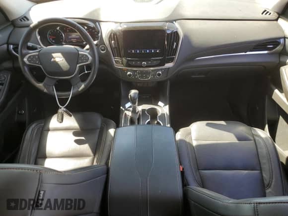 2021 Chevrolet Traverse Premier с VIN 1GNERKKW6MJ252240, выставлен на аукционе Copart как лот 67650555 с пробегом 73 966 миль миль и Списание • Salvage title. История ставок и продаж доступна на DreamBid. Изображение 8.