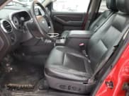 ✅ 2009 Ford Explorer • VIN: 1FMEU23E19UA00328 • Lot: 85907914. Wystawiony na Copart z przebiegiem 251 381 mil. Bezpłatny archiwum sprzedaży aukcyjnych z USA i szczegółowy raport historii pojazdu na DreamBid. Zdjęcie 7.