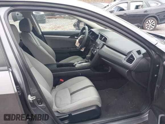 ✅ 2018 Honda Civic LX • VIN: 2HGFC2F52JH600257 • Лот: 43550854. Опубликован ранее на IAAI с пробегом 91 137 миль. Бесплатный доступ к архиву аукционных продаж из США и подробный отчёт об истории автомобиля на DreamBid. Изображение 5.