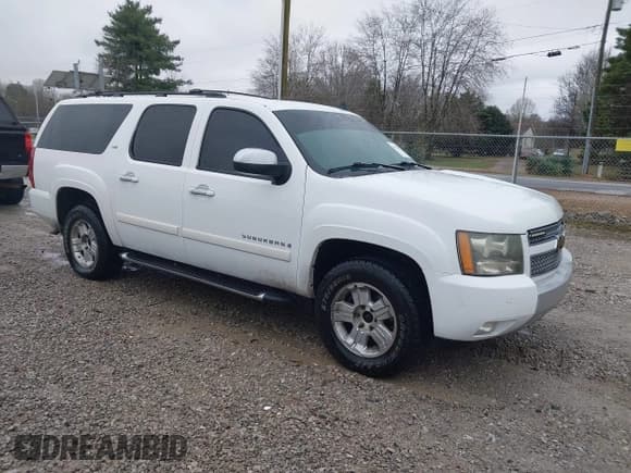 ✅ 2007 Chevrolet Suburban LT • VIN: 3GNFK16327G269092 • Lot: 43845074. Listed on IAAI with 283,708 mi. Free auction sales archive from the USA and detailed vehicle history report at DreamBid. Image 1.