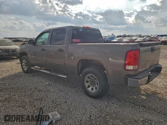✅ 2013 GMC Sierra 1500 SL • VIN: 3GTP1UEA2DG196075 • Лот: 92681235. Опубликован ранее на Copart с пробегом 133 181 миль. Бесплатный доступ к архиву аукционных продаж из США и подробный отчёт об истории автомобиля на DreamBid. Изображение 2.