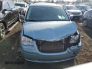 ✅ 2010 Chrysler Town & Country Touring Plus • VIN: 2A4RR8D15AR377021 • Lot: 92682835. Wystawiony na Copart z przebiegiem 151 032 mil. Bezpłatny archiwum sprzedaży aukcyjnych z USA i szczegółowy raport historii pojazdu na DreamBid. Zdjęcie 5.