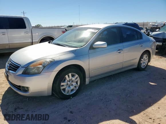 ✅ 2009 Nissan Altima SL • VIN: 1N4AL21E39N555564 • Lot: 90601755. Wystawiony na Copart z przebiegiem 136 562 mil. Bezpłatny archiwum sprzedaży aukcyjnych z USA i szczegółowy raport historii pojazdu na DreamBid. Zdjęcie 1.