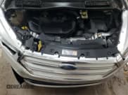 ✅ 2017 Ford Escape SE • VIN: 1FMCU9G94HUB77953 • Lot: 90414335. Wystawiony na Copart z przebiegiem 134 484 mil. Bezpłatny archiwum sprzedaży aukcyjnych z USA i szczegółowy raport historii pojazdu na DreamBid. Zdjęcie 12.