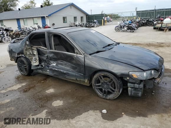 ✅ 1998 Honda Accord EX • VIN: 1HGCG5551WA016691 • Lot: 46652555. Listed on Copart with Not provided. Free auction sales archive from the USA and detailed vehicle history report at DreamBid. Image 4.