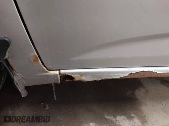 2013 Chevrolet Sonic LT with VIN 1G1JD6SH7D4203621, listed as a IAAI auction lot 41546319 with 201,164 mi miles and . Bid and sale history available at DreamBid. Image 6.