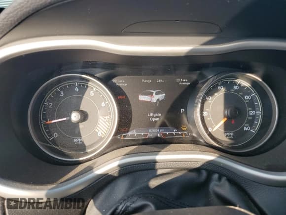 ✅ 2015 Jeep Cherokee Limited • VIN: 1C4PJMDSXFW710043 • Lot: 90137245. Wystawiony na Copart z przebiegiem 92 664 mil. Bezpłatny archiwum sprzedaży aukcyjnych z USA i szczegółowy raport historii pojazdu na DreamBid. Zdjęcie 9.