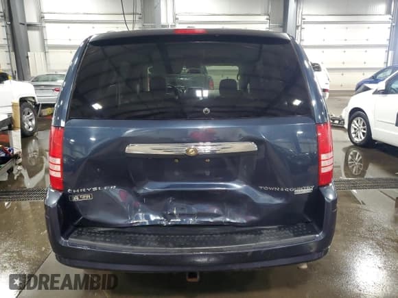 ✅ 2009 Chrysler Town & Country Touring • VIN: 2A8HR54129R630669 • Лот: 84457775. Опубликован ранее на Copart с пробегом 144 910 миль. Бесплатный доступ к архиву аукционных продаж из США и подробный отчёт об истории автомобиля на DreamBid. Изображение 6.