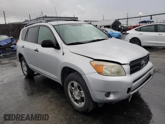 ✅ 2008 Toyota RAV4 • VIN: JTMZD33V385104887 • Lot: 93328805. Wystawiony na Copart z przebiegiem 230 556 mil. Bezpłatny archiwum sprzedaży aukcyjnych z USA i szczegółowy raport historii pojazdu na DreamBid. Zdjęcie 4.