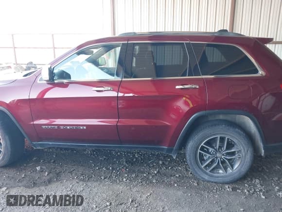 ✅ 2018 Jeep Grand Cherokee Limited • VIN: 1C4RJFBG1JC446594 • Lot: 43449012. Wystawiony na IAAI z przebiegiem 96 827 mil. Bezpłatny archiwum sprzedaży aukcyjnych z USA i szczegółowy raport historii pojazdu na DreamBid. Zdjęcie 15.