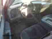 ✅ 2006 Chevrolet Silverado 1500 LS • VIN: 2GCEK19B961274448 • Lot: 77346764. Wystawiony na Copart z przebiegiem 343 618 mil mil. Skorzystaj z bezpłatnego archiwum sprzedaży aukcyjnych z USA i zobacz szczegółowy raport historii pojazdu na DreamBid. Zdjęcie 8.