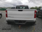 ✅ 2025 Chevrolet Silverado 1500 • VIN: 1GCRKAED1SZ221060 • Лот: 54929165. Опубликован ранее на Copart с пробегом 698 миль. Бесплатный доступ к архиву аукционных продаж из США и подробный отчёт об истории автомобиля на DreamBid. Изображение 6.