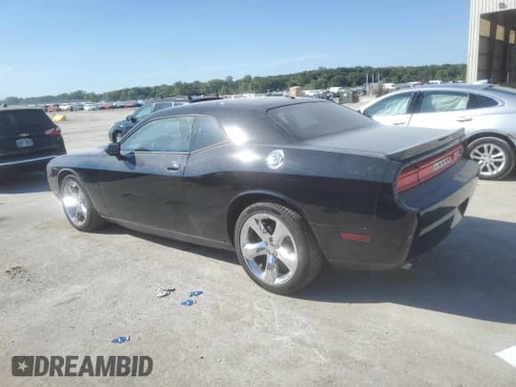 2014 Dodge Challenger R/T 100th Anniversary Appearance z VIN 2C3CDYBT8EH280572, wystawiony jako Copart lot #72455224 z przebiegiem 150 197 mil mil oraz Szkoda całkowita • Salvage title. Historia ofert i sprzedaży dostępna na DreamBid. Obrazek 2.