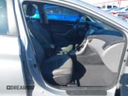 ✅ 2013 Hyundai Elantra Limited • VIN: 5NPDH4AE7DH415532 • Lot: 43584992. Listed on IAAI with 126,884 mi. Free auction sales archive from the USA and detailed vehicle history report at DreamBid. Image 5.