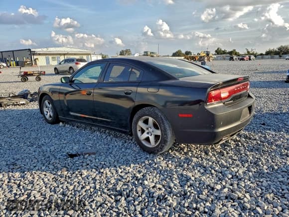 ✅ 2013 Dodge Charger SE • VIN: 2C3CDXBG1DH550303 • Lot: 94192445. Listed on Copart with 115,435 mi. Free auction sales archive from the USA and detailed vehicle history report at DreamBid. Image 2.